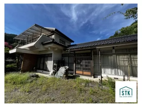 【7DK used house. Leave the renovation to Estique!】