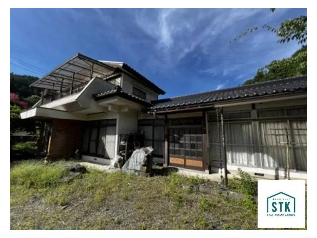 【7DK used house. Leave the renovation to Estique!】