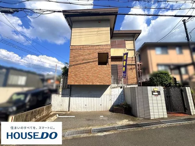 ■ House constructed by Panahome with lightweight steel frame♪ ■ Layout 5DK with parking for one standard car♪