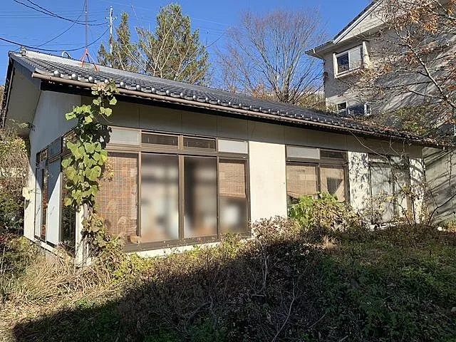 Attractive compact used single-family home, a relaxed and peaceful life in a south-facing garden