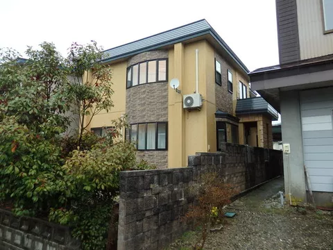 Hirakawa City, Ikari-gasakikujira-mori (Ikari-gasaki Station) 2-story 4LDK