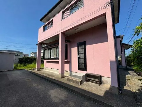 ☆Comfortable access about 3 minutes to the station × Parking for 2 cars ♪ A new life for the family in a quiet residential area☆
