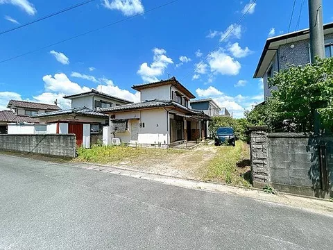 Used single-family home in Oaza Eida, Daitōrai Town, Mitsui District