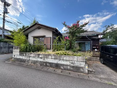 Okubo (Shiozaki Station) 2,900,000 yen