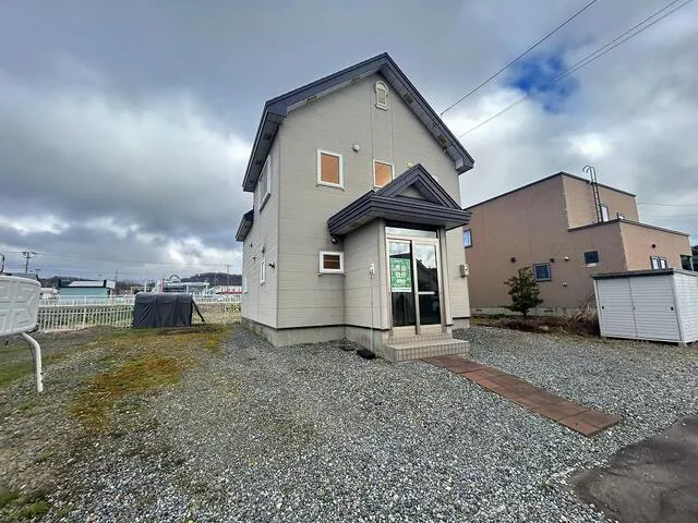 Sunagawa City, Sorachi Tai Nishi 2-jo 5-chome (Takikawa Station) 2-story building 4LDK