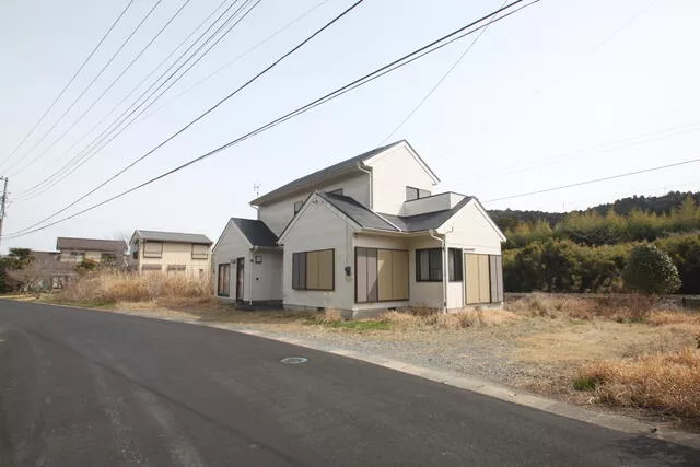 Koike, Isumi City (Naniwa Station) two-story building 3SLDK