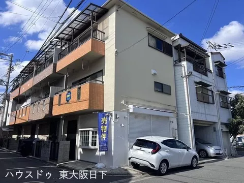 ■ 3-story house on a corner lot, available for viewing anytime due to vacancy!