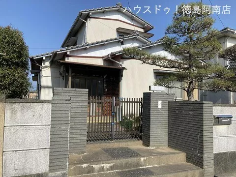 Komatsushima City, Kaniso-cho Ichiban-cho 2-story building 5DK