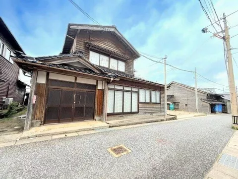 Wajima City, Monzen Town, Kuroshima Town, 2-story building, 7DK