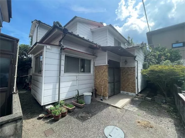 Beppu City Oaza Tsurumi (Beppu Station) 2-story building 4DK