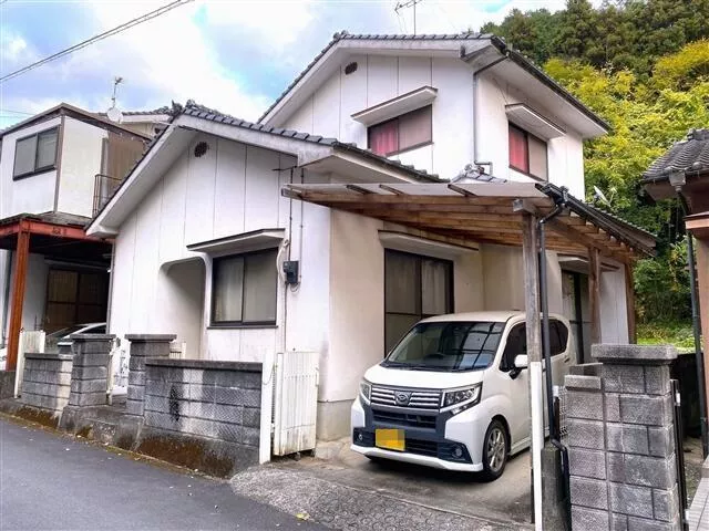 2F 4DK in Matsusegawa, Toonto-city

3.8 million yen