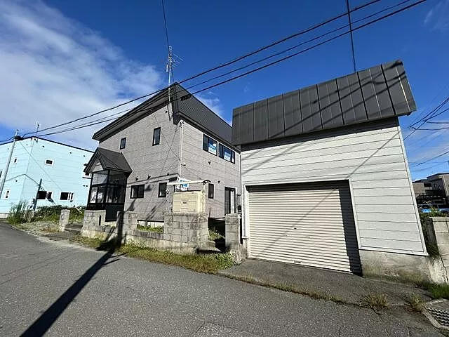 Used single-family home in Nishitaki 3-chome, Aomori City