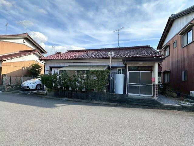 Ogaki City, Shimacho (Ogaki Station) Single-story building 3DK