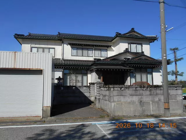 Uozu City, Higashi Ozaki (Kedata Station), 2-story, 8DK