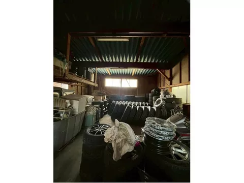 Near National Route 7! A warehouse ideal for material storage! - Image 3