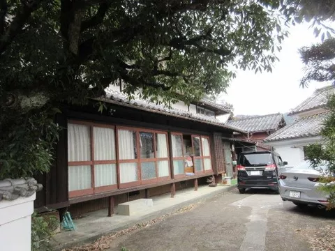 Nagase (Kamioka Station) 8 million yen
