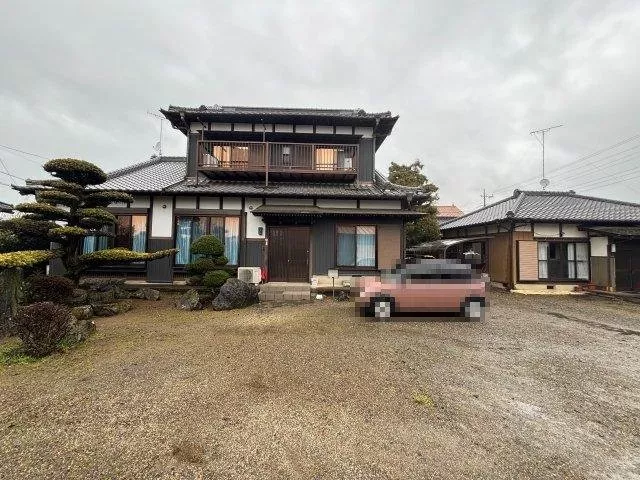 ◆Shutter garage◆System kitchen◆Window in the bathroom◆With lighting fixtures◆Land over 200 tsubo
