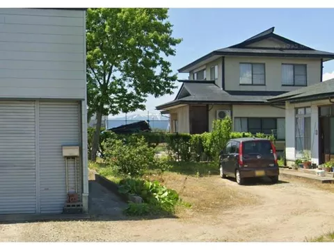 Spacious living space and a house with a garden, so you can enjoy it freely.