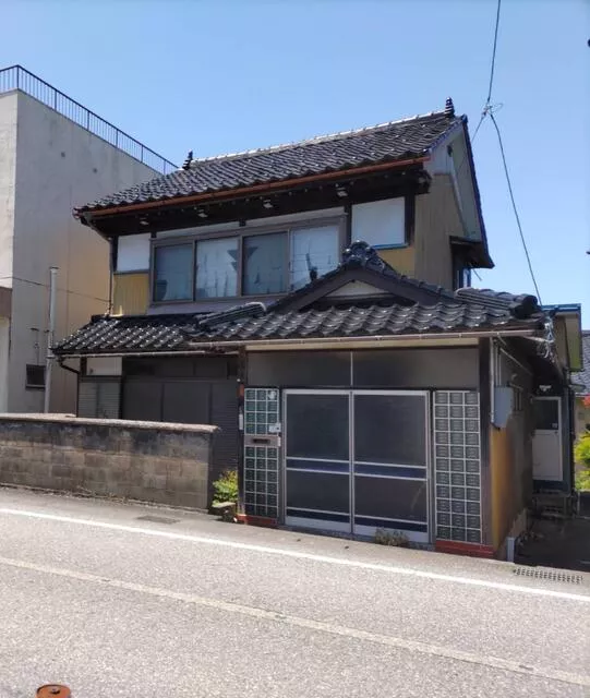 Nakaniikawa District, Kamiichi Town, Asahi-cho (Kamiichi Station), 2-story, 6DK