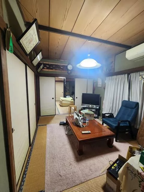 Yokohama City, Totsuka Ward, Fukaya Town (Totsuka Station) 2-story 4DK