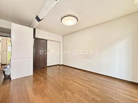 700,000 yen - Image 3