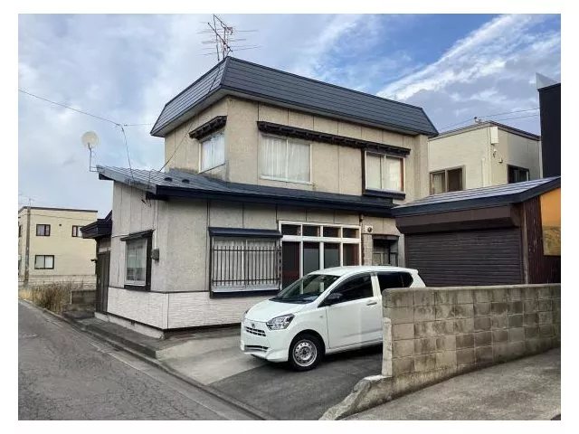 Kanazawa 2 (Aomori Station) 4.5 million yen