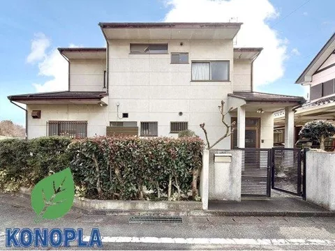 Corner lot residence ☆ Great sunlight ◎ × Open space ■ Large area of 92 tsubo ■ Many rooms, 6DK + S