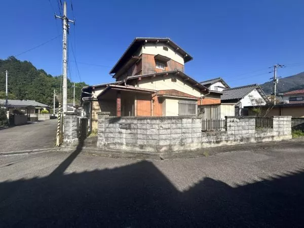 Niihama City Funaki (Niihama Station) 2-story 5DK