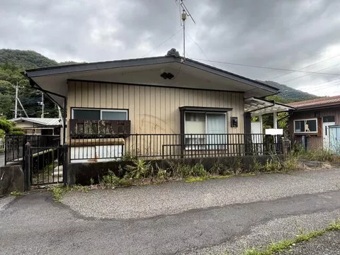 Nikko City, Ashio Town (Mato Station) single-story 3DK