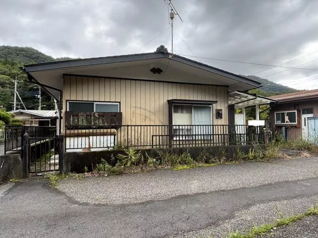 Nikko City, Ashio Town (Mato Station) single-story 3DK