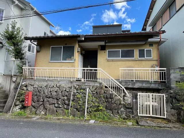 Shinomachi Shinoshita Nakasuji (Umabori Station) 2,950,000 yen