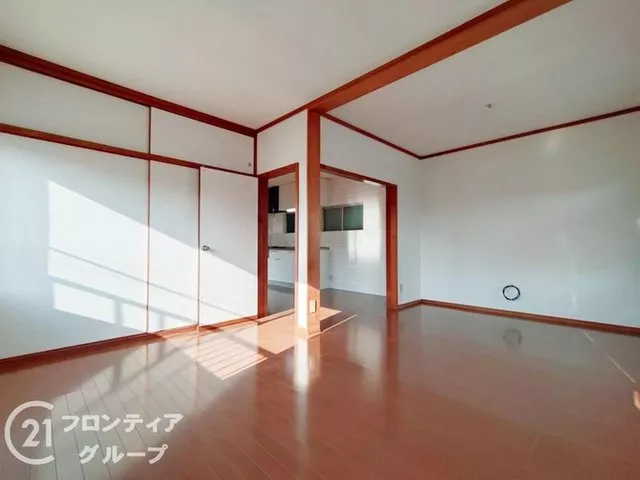 【Excellent location 9 minutes on foot from JR Harima Katsuhara Station + immediate viewing available】 Good sunlight and ventilation on a corner lot!