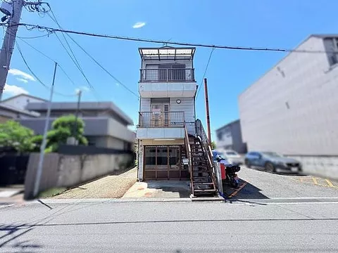 Used single-family home in Showa-cho, Higashi-Osaka City - Used house