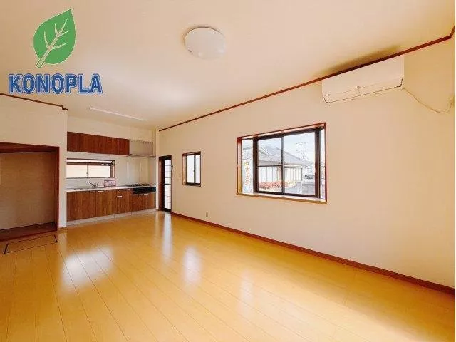 ☆ Partially renovated ☆ ■ Parking for 4 cars ■ Open and spacious with a loft ■ Good sunlight ◎