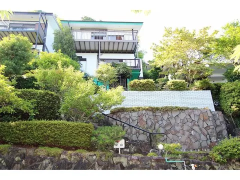 Akazawa 6.8 million yen