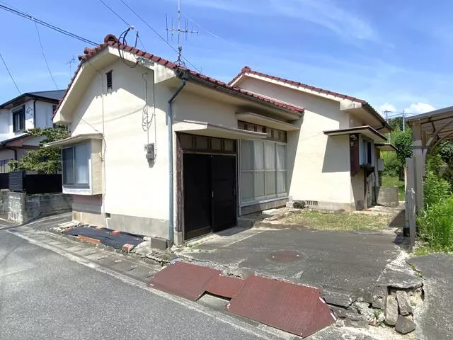 Arao City, Arao (Arao Station) Single-story building 3K