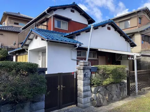 Kakogawa City, Shikata-cho Kamitomiki (Houden Station) 2-story building 5K