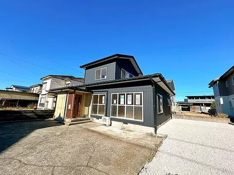 Used single-family home in Joetsu City, Kuju District, Nozaka Hill