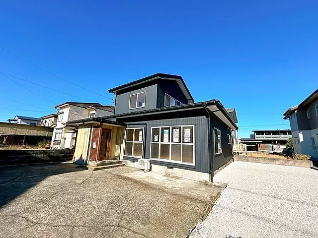 Used single-family home in Joetsu City, Kuju District, Nozaka Hill