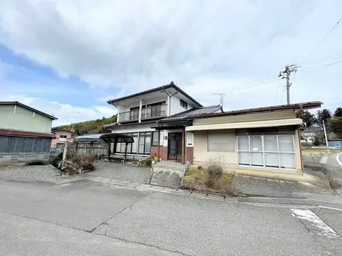 A used house appears in Matsukawa Town, Mizuhara ♪ 8SLDK with plenty of rooms! Available for viewing ♪