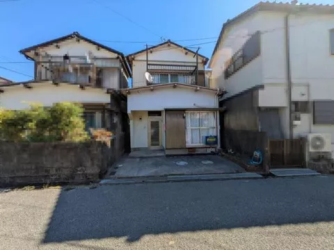 Kochi City, Nakashinseiji (Iriyo Station) 2-story 2LDK