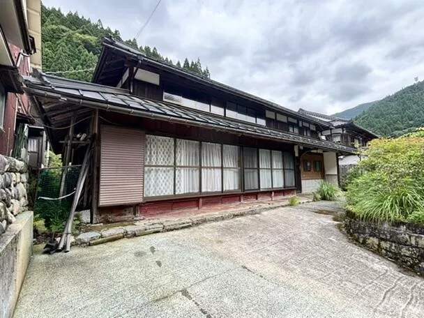Shiso City, Haga Town, Hara (Harima Shingu Station), 2-story, 8DK