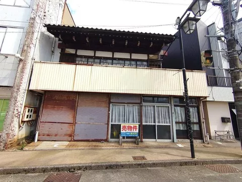 Nyūzen 2.5 million yen