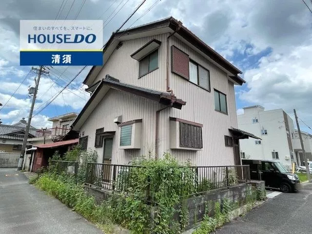 ◆6DK+S! South-facing balcony for excellent drying of laundry! Near a drugstore◆