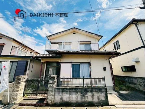 All rooms have storage available, keeping belongings neatly organized♪ Spacious layout of 5DK home♪ - Image 3