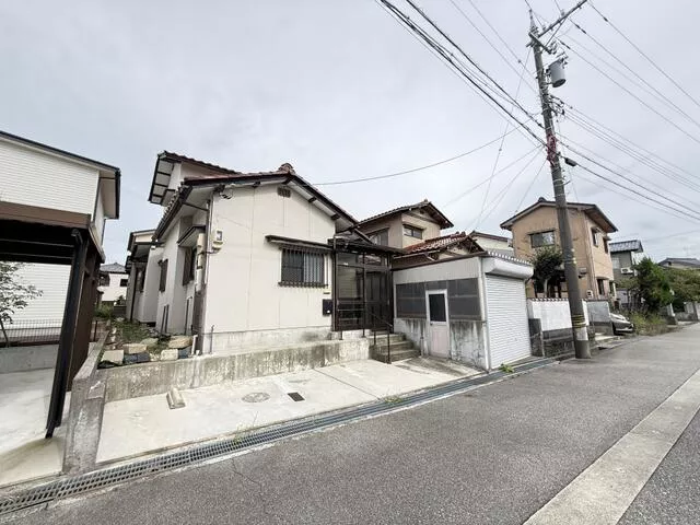 Toyama City, Chinarimachi (Shin Toyama-guchi Station) 2-story 4LDK