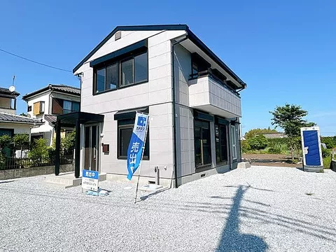 Used single-family home in Annaka City Matsuidamachi Hitomi