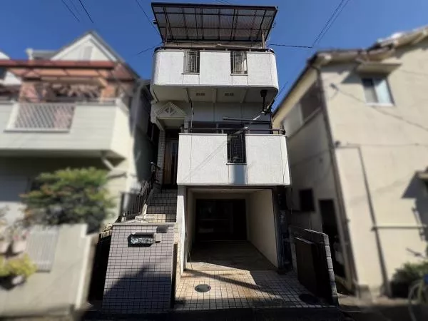 Neyagawa City, Kotobuki Town (Kourien Station) 3-story 4LDK