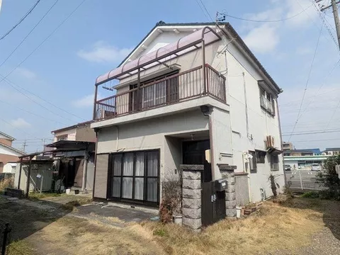 ■ 5LDK! Each room is well-shaped, making it easy to arrange furniture and use the space!