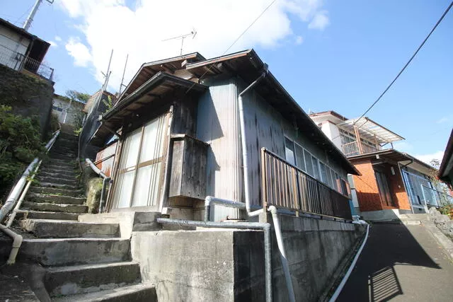 Asahi-cho, Shiogama-shi (Nishi-Nishi-Niogama Sta.) Single story house, 2K

1.5 million yen